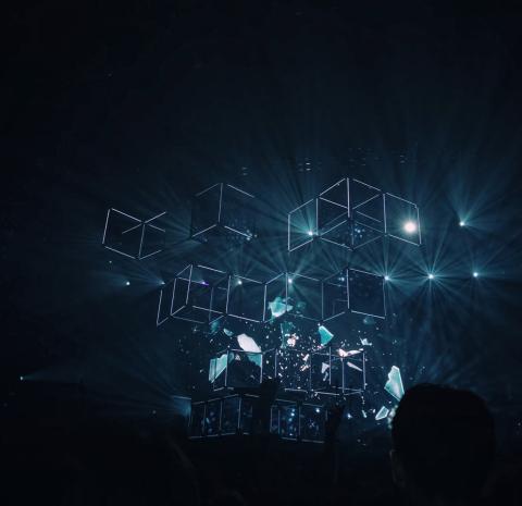 abstrakt bild med rymdkänsla